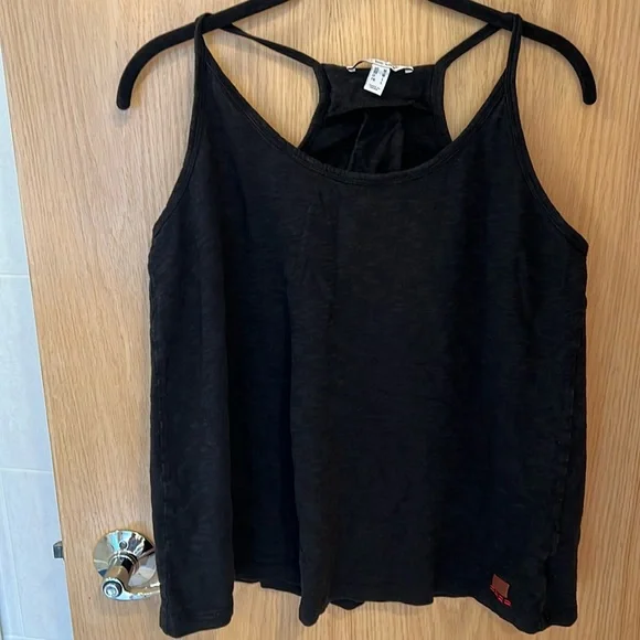 PEACE LOVE WORLD top EUC - Picture 1 of 5